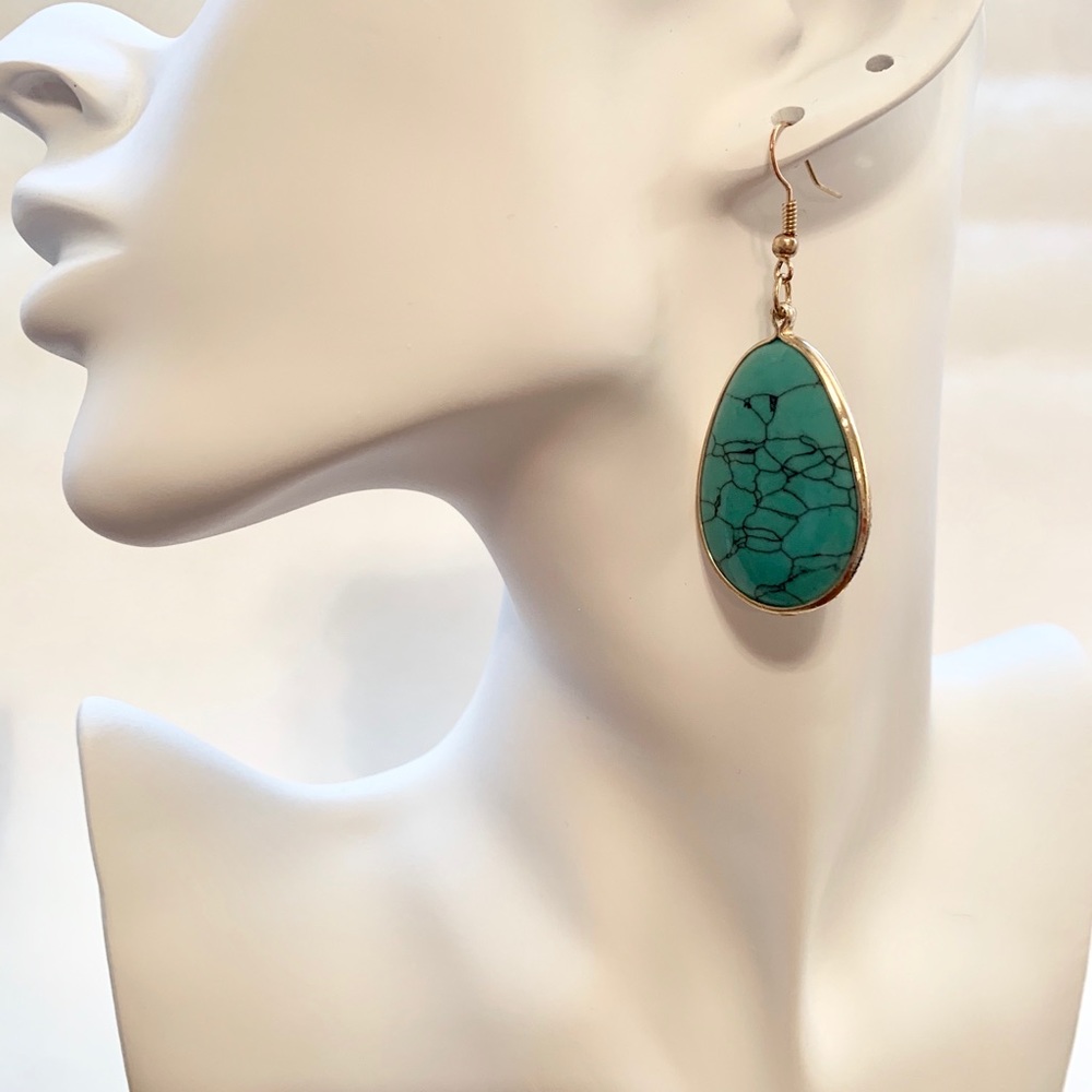 2/$10 Turquoise dangle earrings